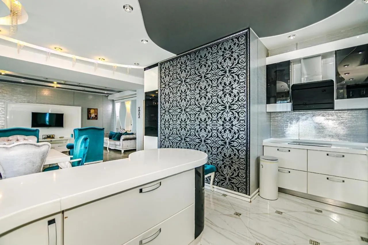 Megafun Pentahouse 5 Bedroom Baku Apartment