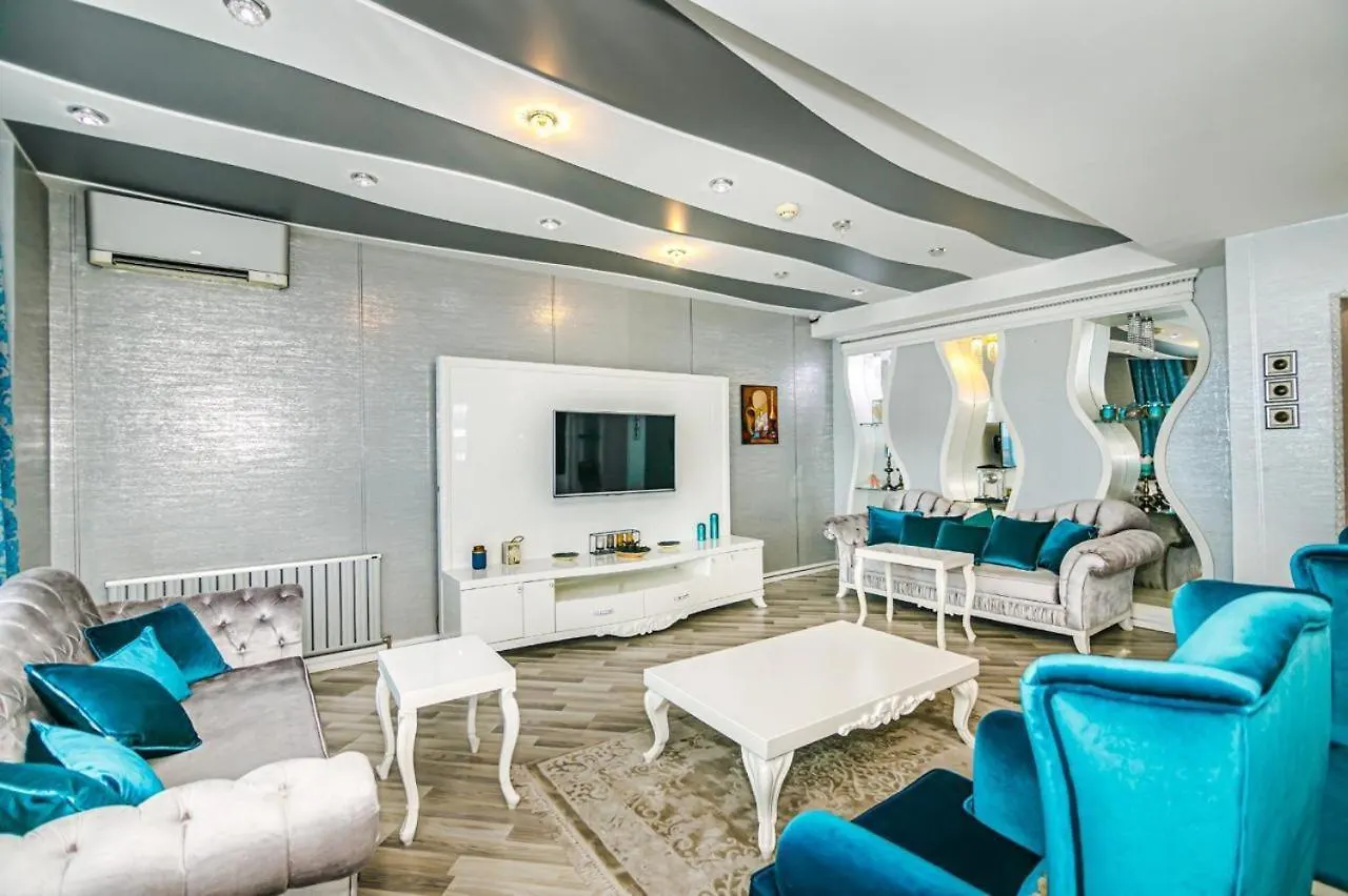 Megafun Pentahouse 5 Bedroom Baku