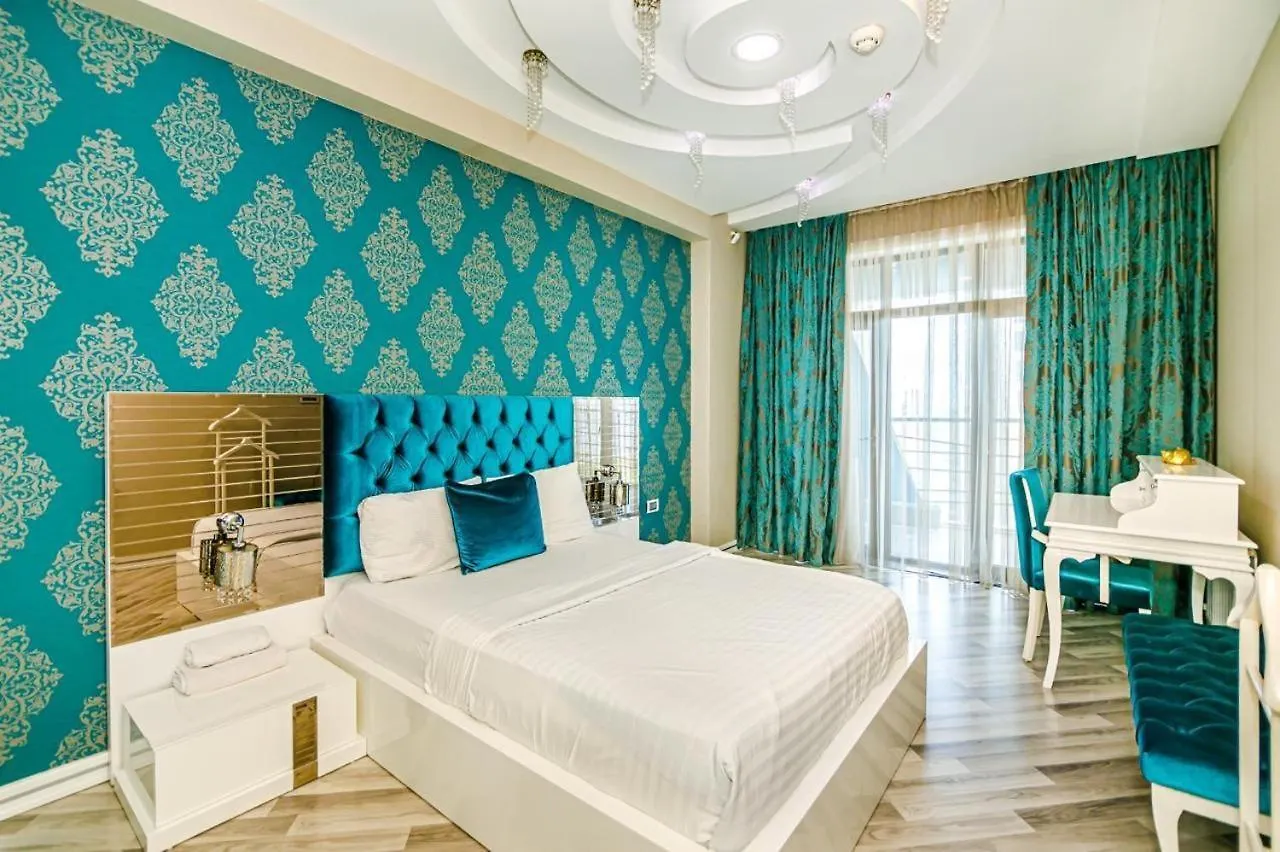 Megafun Pentahouse 5 Bedroom Baku